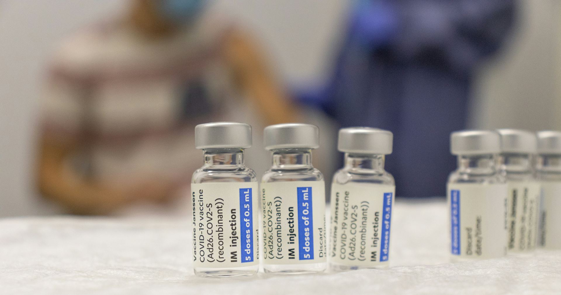 covid vaccination vials